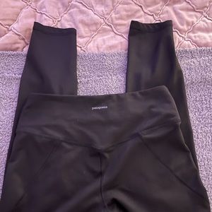 Patagonian leggings! used gently.